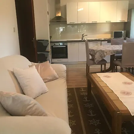 Retro Chic Magdalena Apartman *