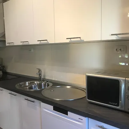 Retro Chic Magdalena Apartman *