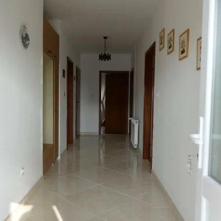 Retro Chic Magdalena Apartman *