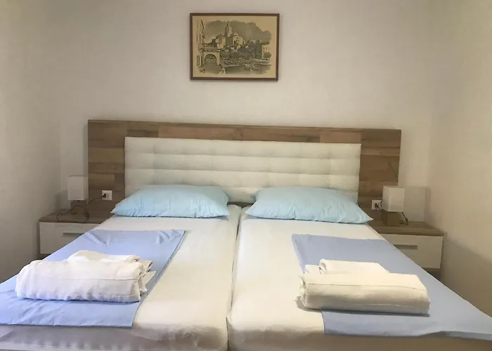 Apartment Retro Chic Magdalena Trogir