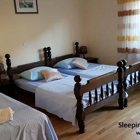 Retro Chic Magdalena Apartment *