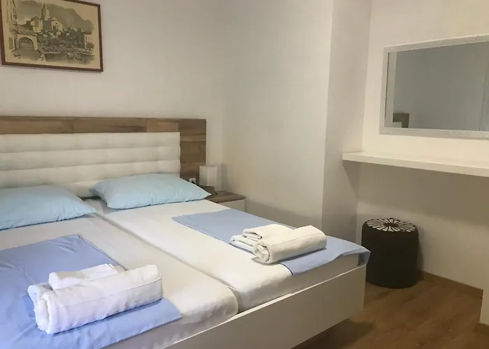 Retro Chic Magdalena