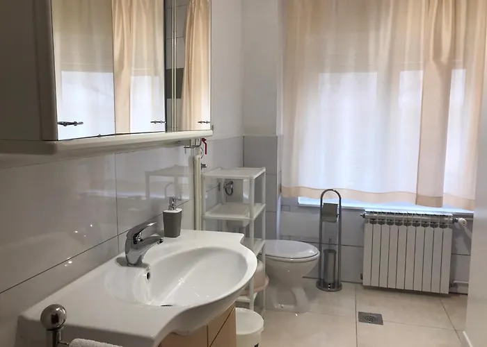 Retro Chic Magdalena Trogir